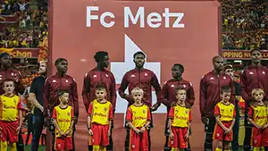 Gol Joel Asoro 37 Minuto Puntaje: 0-1 Lens vs Metz 0-1