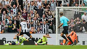 Tor  Joelinton 45 Minute Stand: 1-0 Newcastle Utd vs Southampton 1-0