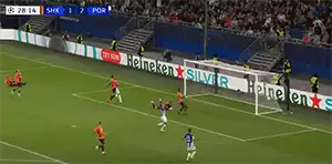 Tor Mehdi Taremi 29 Minute Stand: 1-3 Shakhtar vs FC Porto 1-3